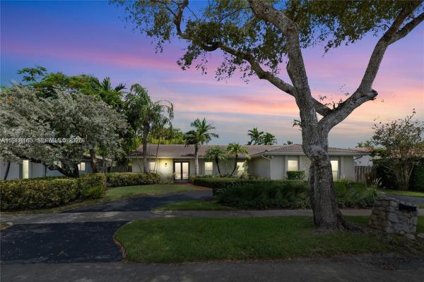 2011 NE 211th St 0, Unincorporated Dade County, Florida 33179, image 1