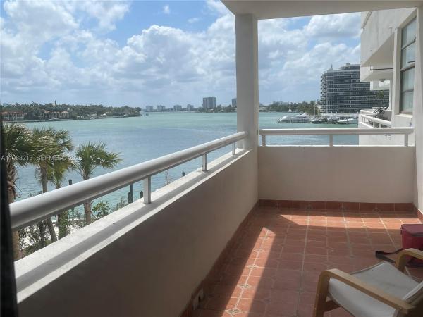 Indian Creek Club & Marina, 6820 Indian Creek Dr #3B, Miami Beach, Florida 33141, image 2