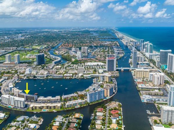 Park Layne Towers, 400 Golden Isles Dr #10, Hallandale Beach, Florida 33009, image 1