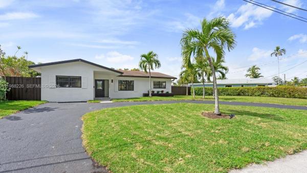 3699 NW 17th Way, Oakland Park, Florida 33309, image 1