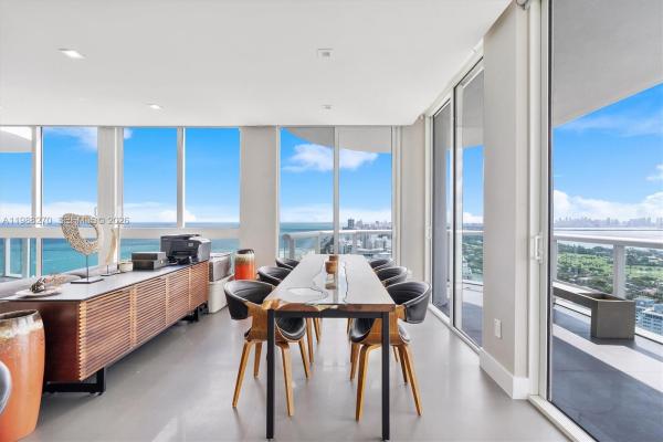 Akoya, 6365 Collins Ave #4307, Miami Beach, Florida 33141, image 2