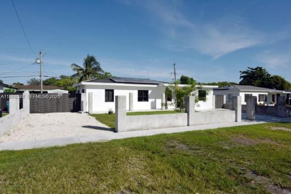 14520 Carver Dr, Unincorporated Dade County, Florida 33176, image 1