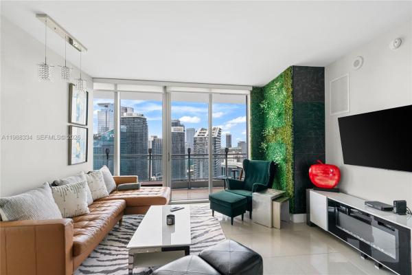 Mint At Riverfront, 92 SW 3rd St #4702, Miami, Florida 33130, image 1