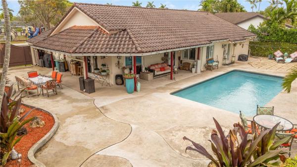 13260 SW 96th St, Unincorporated Dade County, Florida 33186, image 1