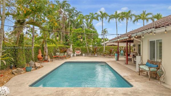 Calusa Club Estates, 13260 SW 96th St, The Crossings, Florida 33186, image 3