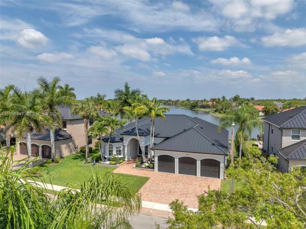 Pasadena Estates At Pembroke Shores, 15977 SW 13th St, Pembroke Pines, Florida 33027, image 2