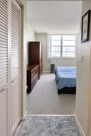 Arlen House West, 500 Bayview Dr #1225, Sunny Isles Beach, Florida 33160, image 2
