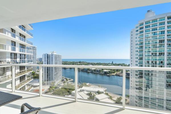 Hamptons West, 20281 E Country Club Dr #1712, Aventura, Florida 33180, image 3