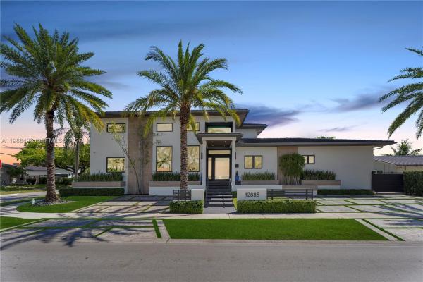 Keystone Island, 12885 N Bayshore Dr, North Miami, Florida 33181, image 1