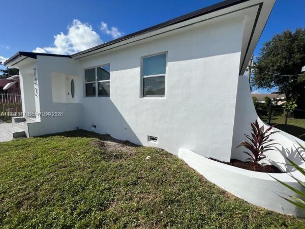 Stephens Manor, 743 NW 77th Ter, Gladeview, Florida 33150, image 2