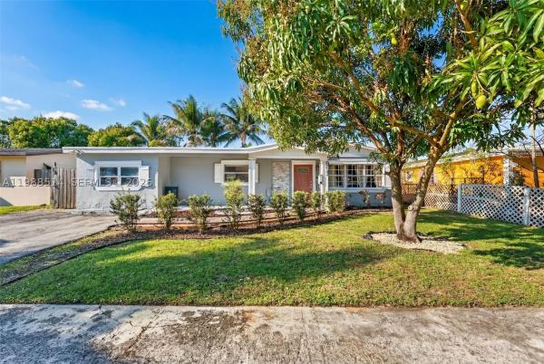 Sunrise Golf Village, 6621 NW 21st St, Sunrise, Florida 33313, image 2