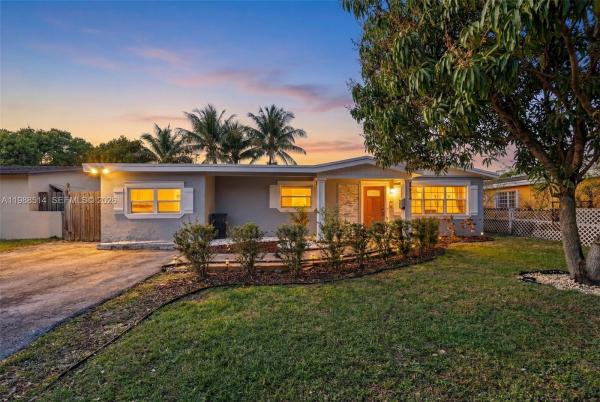 Sunrise Golf Village, 6621 NW 21st St, Sunrise, Florida 33313, image 1