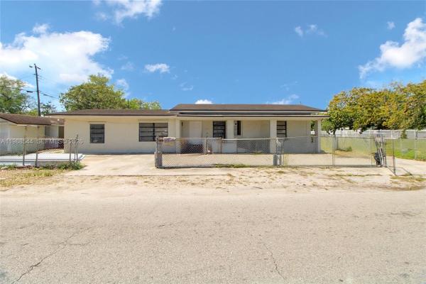2900 NW 95th St, Unincorporated Dade County, Florida 33147, image 1
