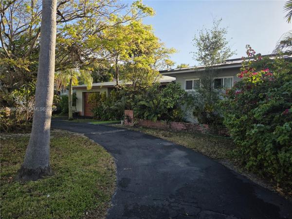 Merion Park, 6005 SW 64th Pl, South Miami, Florida 33143, image 1