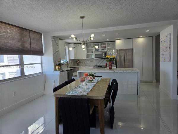 Commodore Plaza Tower, 2750 NE 183rd St #2205, Aventura, Florida 33160, image 2