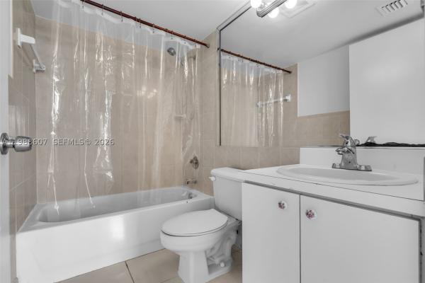 Flamingo Court, 8320 NW 8th St #2-414, Fountainebleau, Florida 33126, image 2
