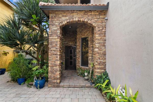 Adventure Homes, 14888 SW 140th St, Country Walk, Florida 33196, image 2