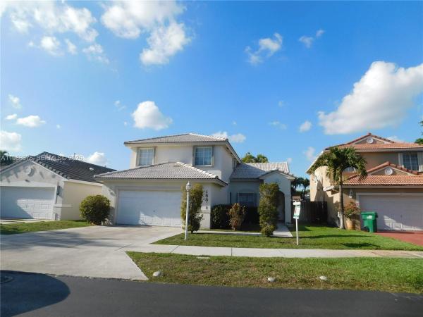 Lago Mar South, 15871 SW 82nd St, Kendall, Florida 33193, image 3