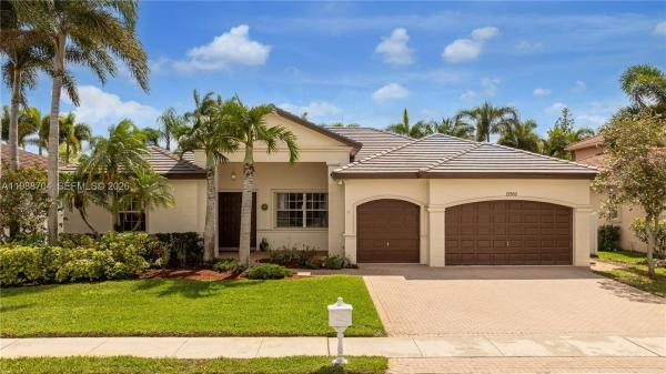 Pasadena Estates At Pembroke Shores, 15966 SW 3rd St, Pembroke Pines, Florida 33027, image 1
