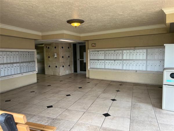 13120 SW 92nd Ave #B-406, Unincorporated Dade County, Florida 33176, image 1