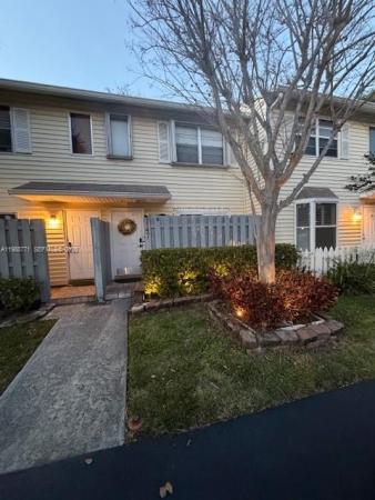 Lakebridge Townhomes, 147 SW 3rd St, Pompano Beach, Florida 33060, image 1