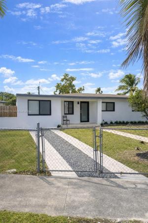 South Coral Homes, 9831 Martinique Dr, Cutler Bay, Florida 33189, image 1