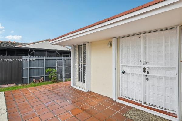 Homes Of Versailles, 9585 SW 1st Ter #A, Fountainebleau, Florida 33174, image 3