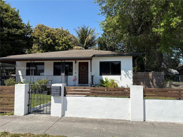 Unincorporated Dade County, Florida 33147, image 1