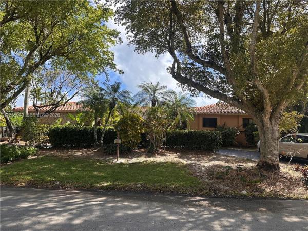 Cutler Bay Estates, 13351 SW 57th Ct, Pinecrest, Florida 33156, image 2