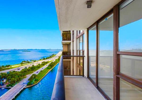 Charter Club, 600 NE 36th St #1502, Miami, Florida 33137, image 1