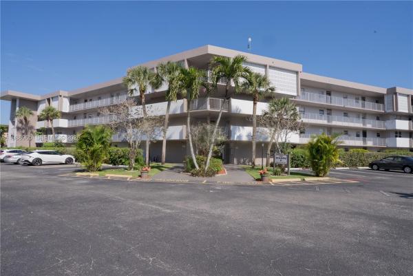 Lauderdale Oaks, 2800 NW 47th Ter #103B, Lauderdale Lakes, Florida 33313, image 1