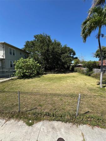 Wyndwood Park, 267 NW 31st St, Miami, Florida 33127, image 2