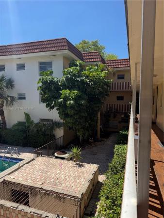 Oxford Court, 13655 NE 10th Ave #208, North Miami, Florida 33161, image 1