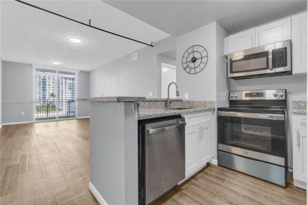 Fortune House, 185 SE 14th Ter #1611, Miami, Florida 33131, image 1