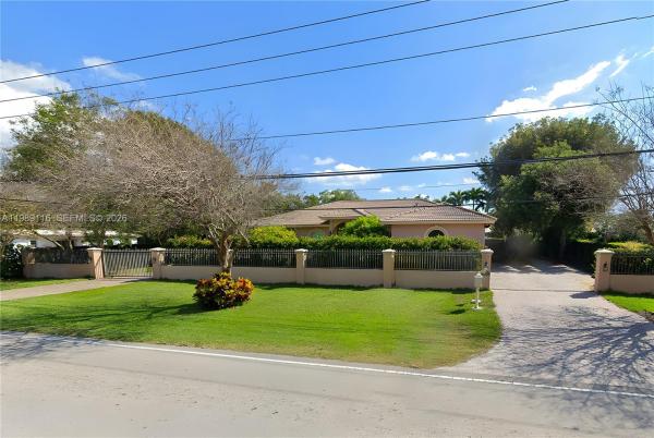 10621 SW 77th Ave, Pinecrest, Florida 33156, image 1