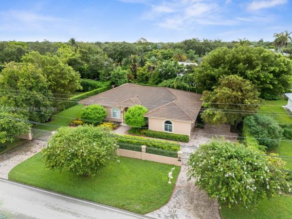 Pampa Estates, 10621 SW 77th Ave, Pinecrest, Florida 33156, image 3