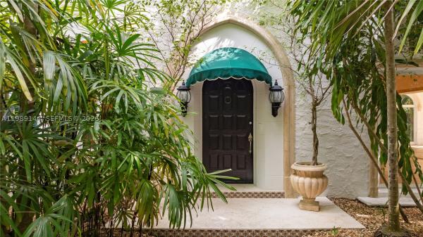 Coconut Grove Park, 3685 Royal Palm Ave, Miami, Florida 33133, image 2