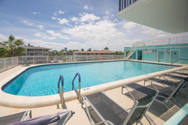 Golden Horn, 427 Golden Isles Dr #7E, Hallandale Beach, Florida 33009, image 1