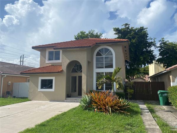 7632 NW 166th Ter, Hialeah, Florida 33015, image 1