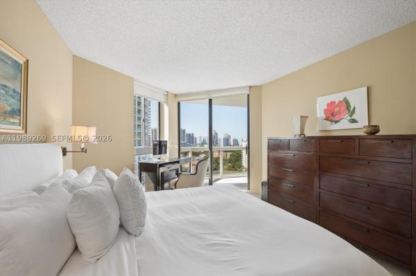 The Landmark, 20185 E Country Club Dr #1805, Aventura, Florida 33180, image 1