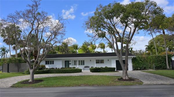 Coral Reef Estates, 15720 SW 87th Ct, Palmetto Bay, Florida 33157, image 1