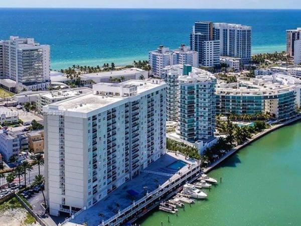 Aquasol, 6770 Indian Creek Dr #5-T, Miami Beach, Florida 33141, image 2