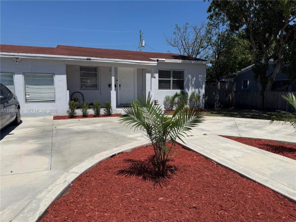 Sunshine Manor, 2533 Wiley St, Hollywood, Florida 33020, image 1