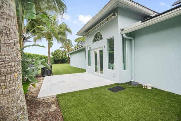 The Preserve At Ironhorse, 8179 Lakeview Dr, West Palm Beach, Florida 33412, image 1