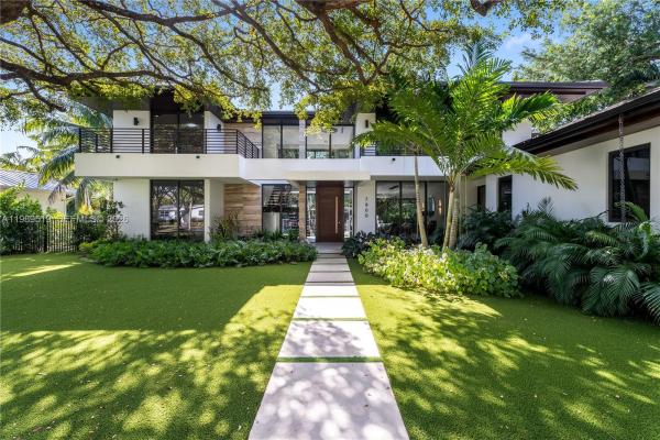 Victoria Place, 7900 SW 57th Ct, South Miami, Florida 33143, image 1