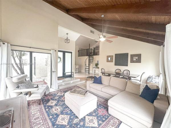 9635 SW 74th St, Unincorporated Dade County, Florida 33173, image 1