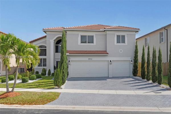 Floridian Bay Estates, 3912 NE 20th St, Homestead, Florida 33033, image 1