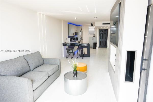 Island Shores,  #903, North Miami Beach, Florida 33160, image 2
