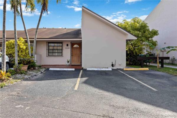 12241 SW 24th Ter #39, Unincorporated Dade County, Florida 33175, image 1