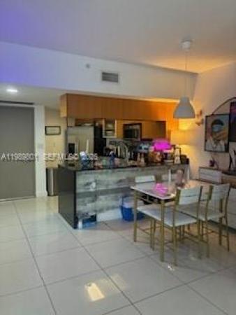 Opera Tower, 1750 N Bayshore Dr #1714, Miami, Florida 33132, image 2